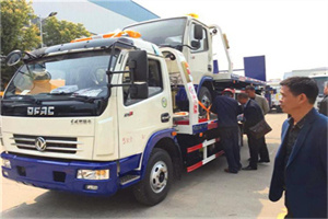 黄州区汽车道路救援拖车价格